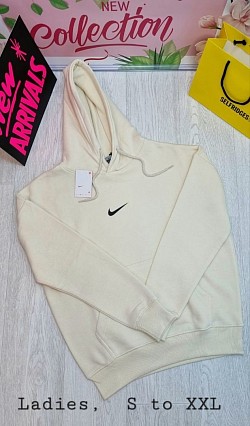 CREAM NIKE HOODIE £30