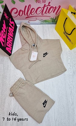 CREAM NIKE KIDS GYM SET £30