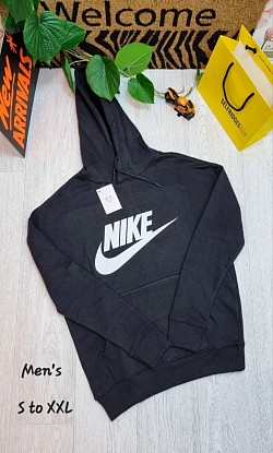 BLACK NIKE HOODIE £30