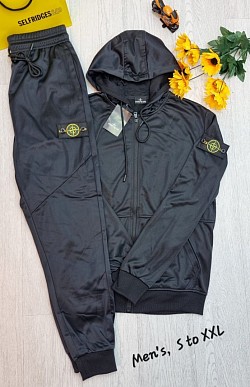 BLACK STONE ISLAND TRACKSUIT £40