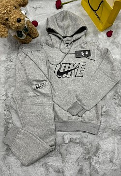 GREY NIKE TRACKSUIT £40