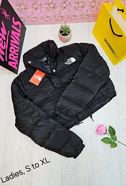 BLACK NORTH FACE CROP JACKET £45