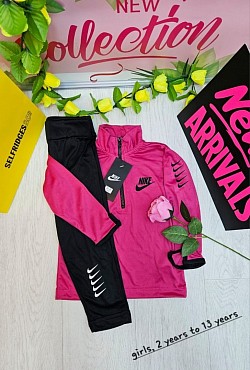 PINK NIKE GYM SET £30