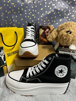 BLACK CHUNKY CONVERSES £35