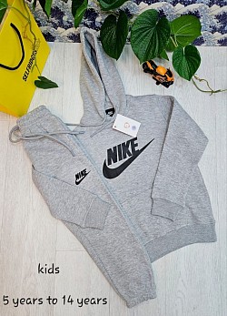 GREY NIKE TRACKSUIT £35