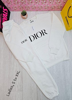 WHITE DIOR TRACKSUIT £40