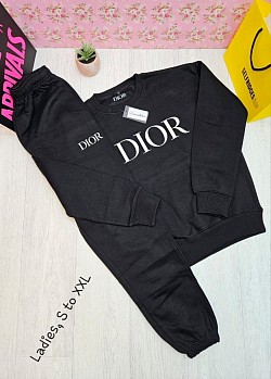 BLACK DIOR TRACKSUIT £40