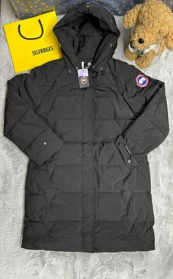 BLACK CANADA GOOSE COAT £70