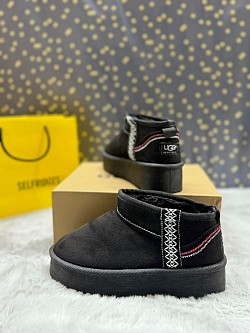 BLACK TAZ UGGS £35