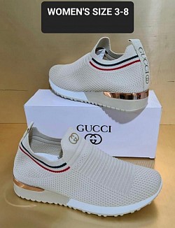 BEIGE GUCCI SLIDE ONS £30