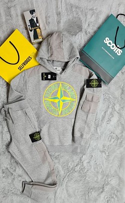 GREY STONE ISLAND TRACKSUIT £35