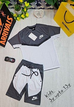 GREY NIKE TSHIRT/SHORTS SET £25