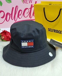 TOMMY HILFIGER BUCKET HAT £25