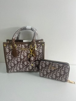 DIOR BROWN HANDBAG SET £45