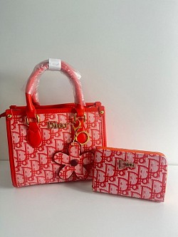 DIOR RED HANDBAG SET £45