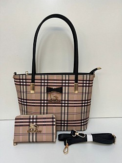 BURBERRY BROWN HANDBAG SET £45