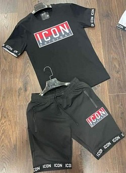 BLACK DSQUARED T-SHIRT AND SHORTS SET £30