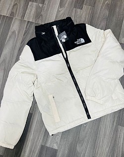 WHITE NORTH FACE JACKET £60