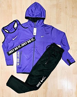 PURPLE NIKE GYM SET £40