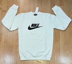 WHITE NIKE JUMPER £30