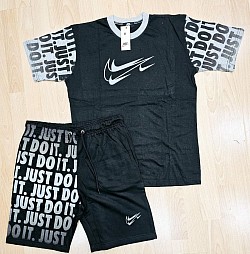 BLACK NIKE T-SHIRT AND SHORTS SET £30