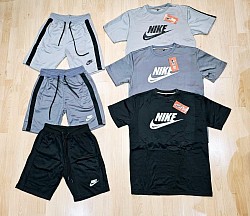 NIKE T-SHIRT AND SHORTS SET £30