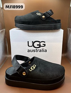 BLACK UGG SANDALS £35