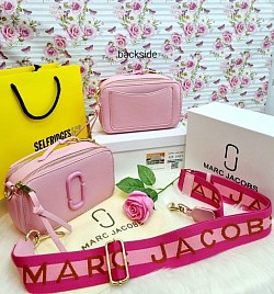 PINK MARC JACOBS HANDBAG £35